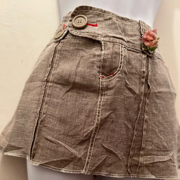 Dollhouse Y2K Tan Linen Mini Skirt W/ Pockets - Picture 6 of 7